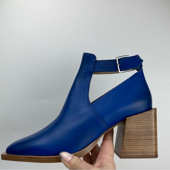 NEW Free People Brady Buckle Bootie In Out Of The Blue, Leather Size 40/9.5 $178 - Picture 4 of 9